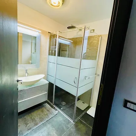 Moderno Loft Alle Porte Di Milano - 115mq - 3 Posti Apartment